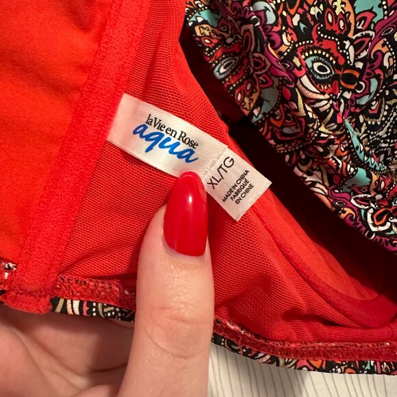 La Vie en Rose Bikini Top with Removable Strap and Push up Pads  (XL) - Picture 6 of 8